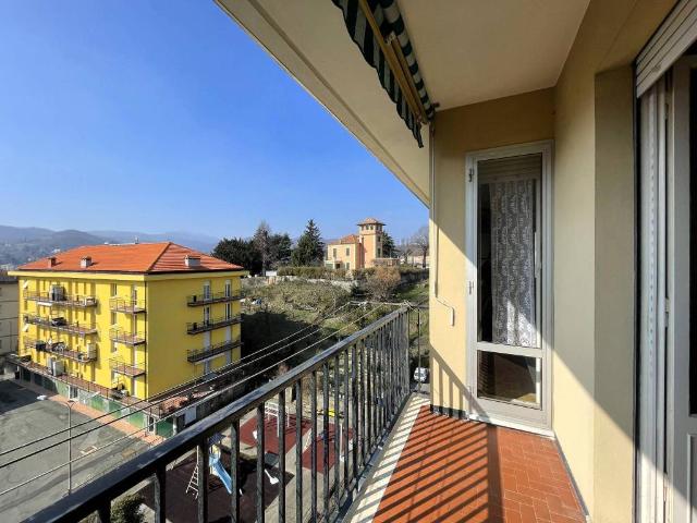 Appartamento in vendita a Busalla, Liguria