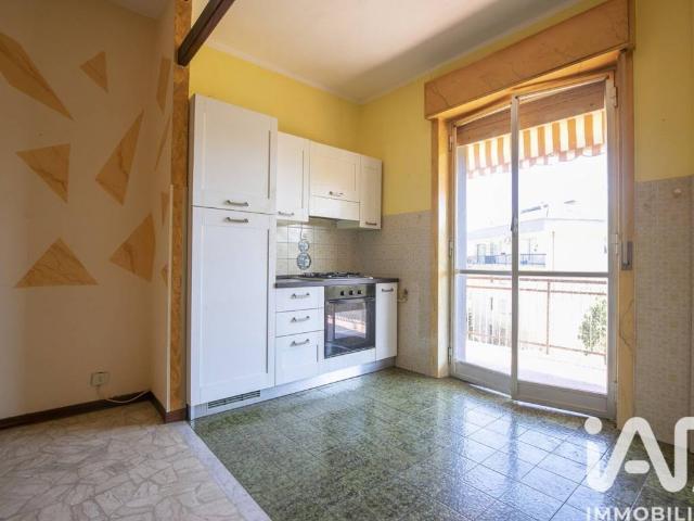 Appartamento in vendita a Busalla, Liguria