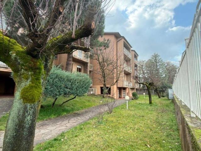 Appartamento in vendita a Buscate, Lombardia