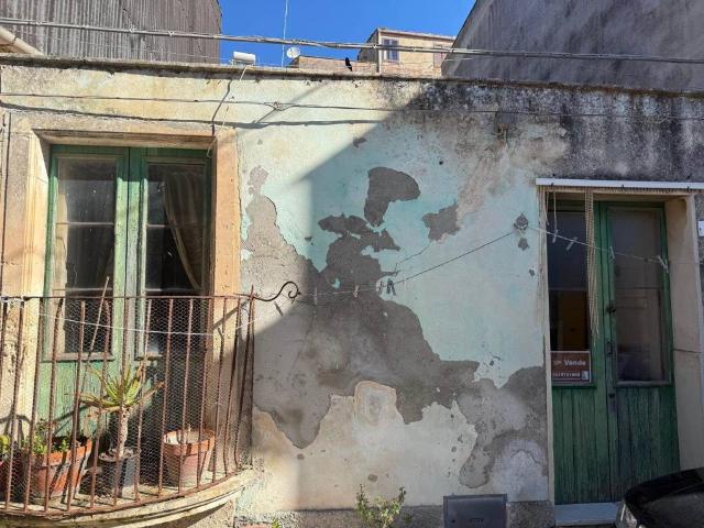 Appartamento in vendita a Buscemi, Sicilia