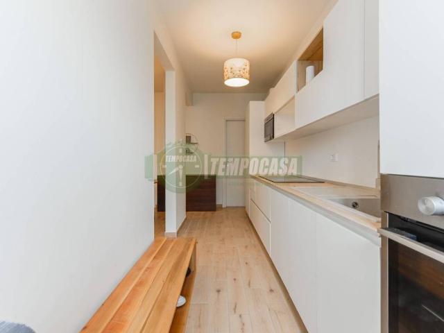 Appartamento in vendita a Busnago, Lombardia