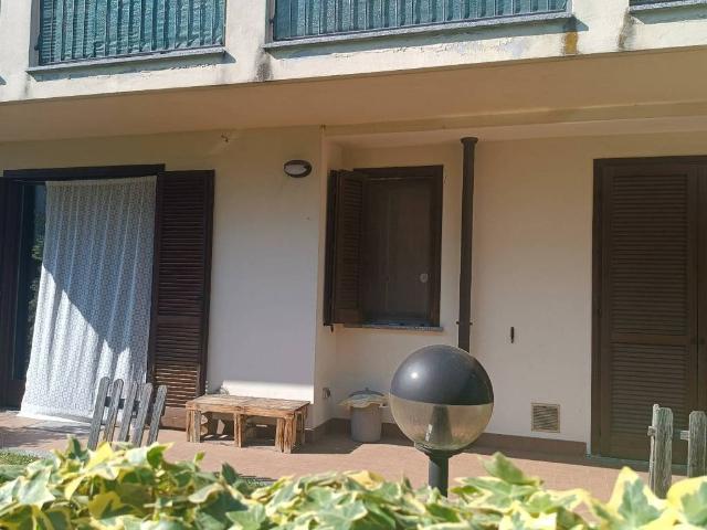 Appartamento in vendita a Busnago, Lombardia