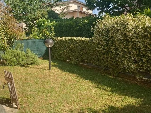 Appartamento in vendita a Busnago, Lombardia