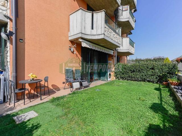 Appartamento in vendita a Busnago, Lombardia