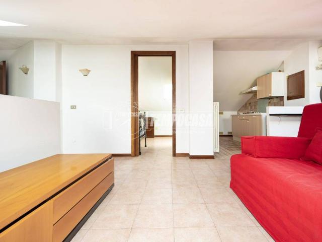 Appartamento in vendita a Bussero, Lombardia