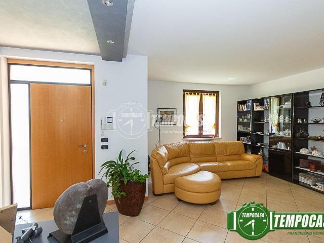 Villa Schiera in vendita a Bussolengo, Veneto