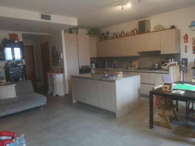 Appartamento in vendita a Bussolengo, Veneto