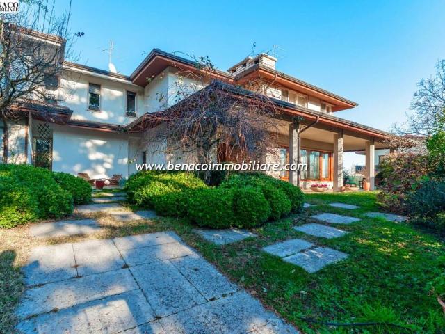 Appartamento in vendita a Bussolengo, Verona