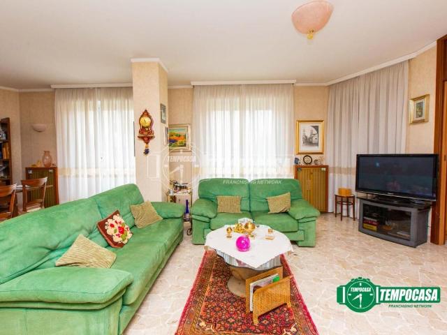 Appartamento in vendita a Busto Arsizio, Lombardia