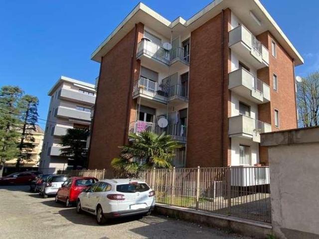 Appartamento in vendita a Busto Arsizio, Lombardia