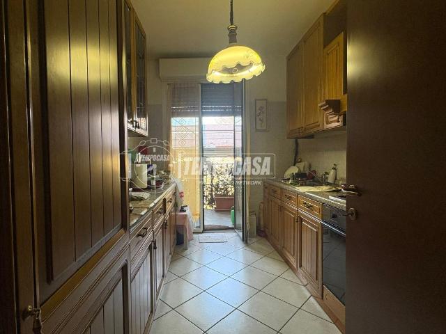 Appartamento in vendita a Busto Arsizio, Lombardia