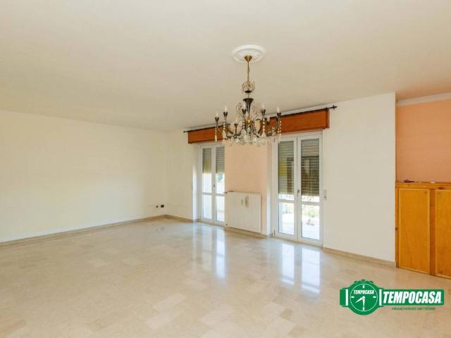 Appartamento in vendita a Busto Arsizio, Lombardia