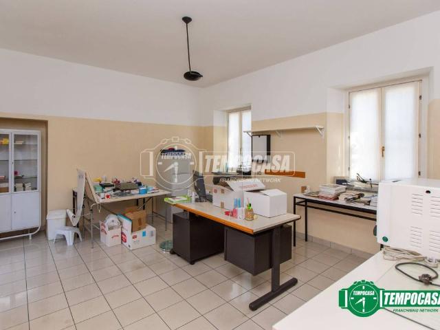 Appartamento in vendita a Busto Arsizio, Lombardia