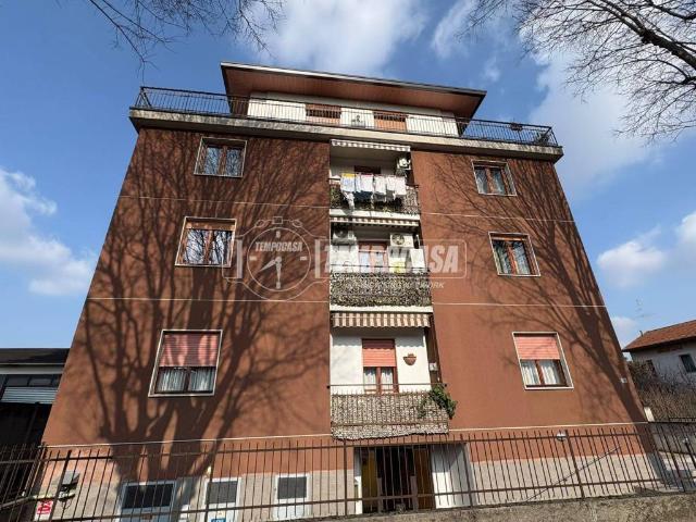 Appartamento in vendita a Busto Arsizio, Lombardia