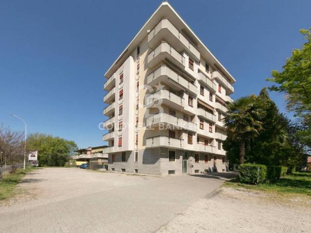 Appartamento in vendita a Busto Arsizio, Lombardia