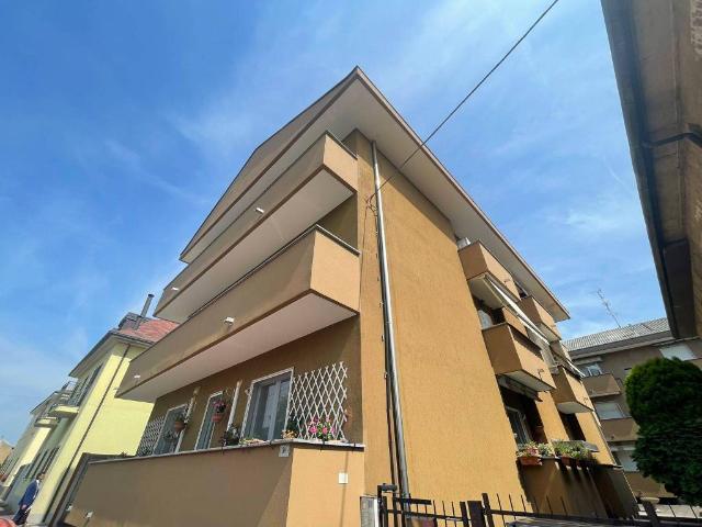 Appartamento in vendita a Busto Arsizio, Lombardia