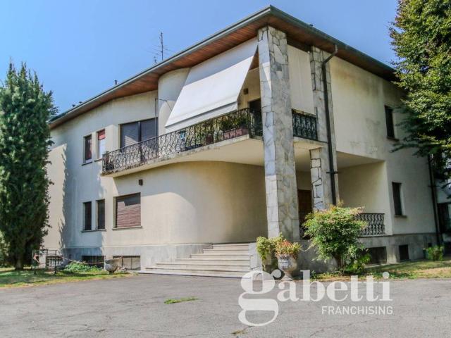 Appartamento in vendita a Busto Arsizio, Lombardia