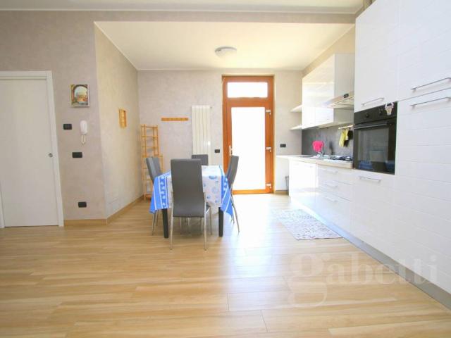 Appartamento in vendita a Busto Arsizio, Lombardia
