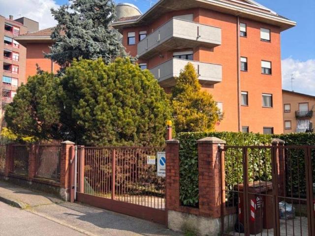 Appartamento in vendita a Busto Arsizio, Lombardia