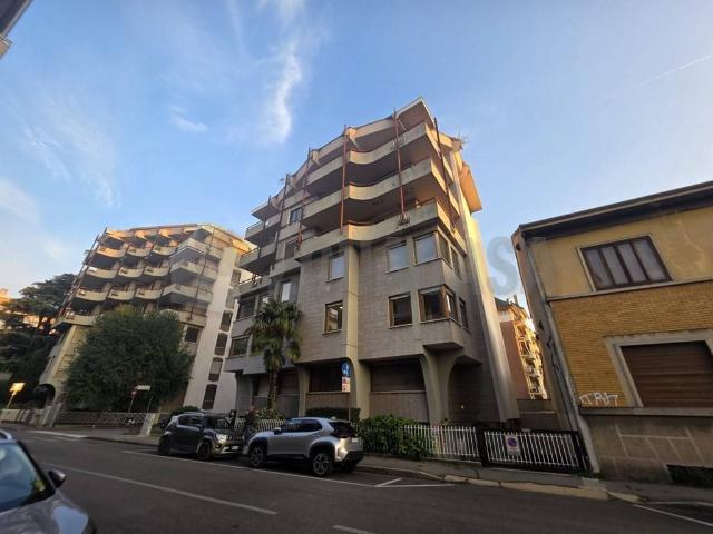 Appartamento in vendita a Frati, Busto Arsizio