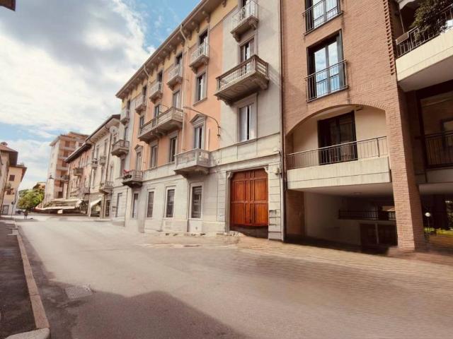 Attico in vendita a Santi Apostoli, Busto Arsizio