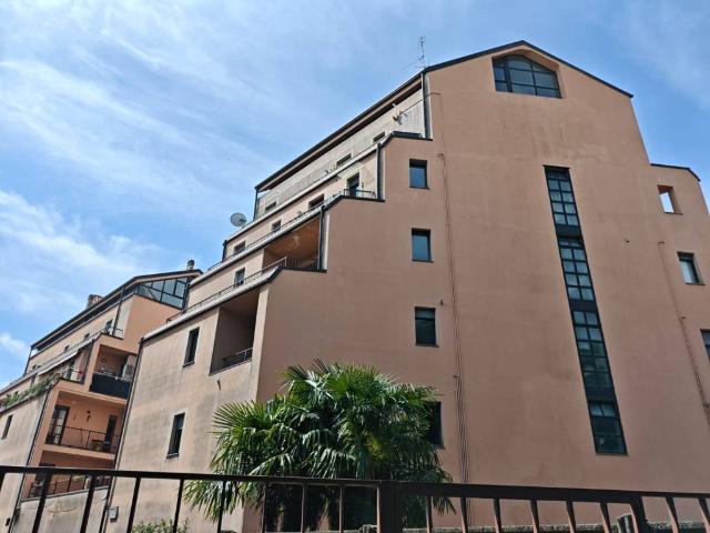 Appartamento in vendita a Busto Arsizio, Lombardia
