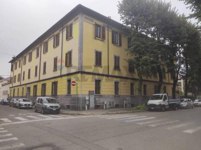 Appartamento in vendita a Busto Arsizio, Lombardia