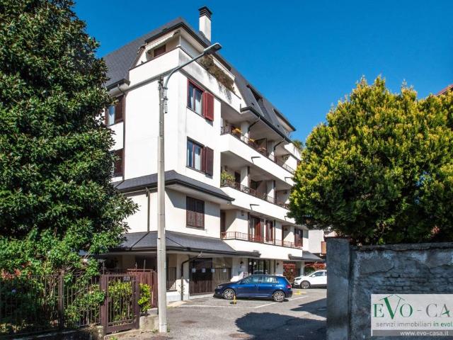 Appartamento in vendita a Busto Arsizio, Lombardia