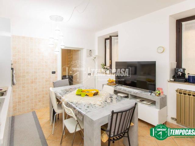 Appartamento in vendita a Busto Arsizio, Lombardia