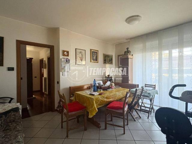 Appartamento in vendita a Busto Arsizio, Lombardia