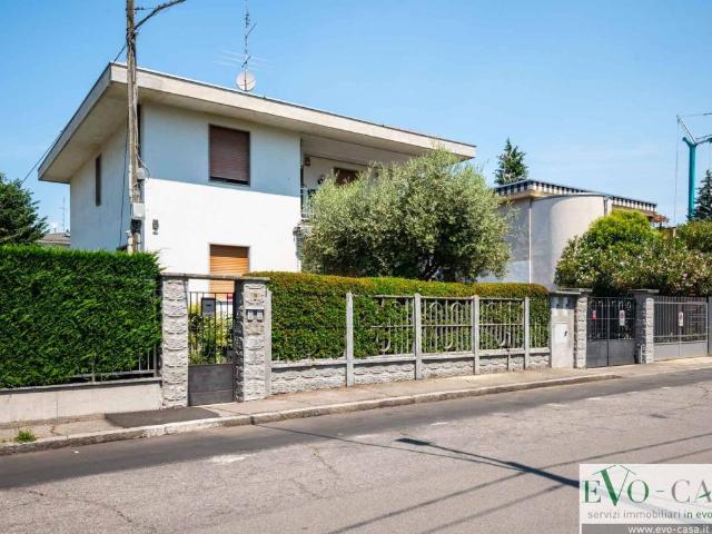 Appartamento in vendita a Busto Arsizio, Lombardia