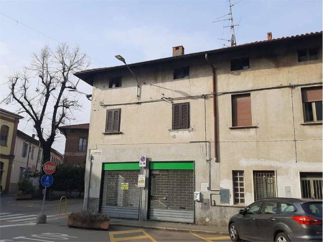 Appartamento in vendita a Busto Garolfo, Lombardia