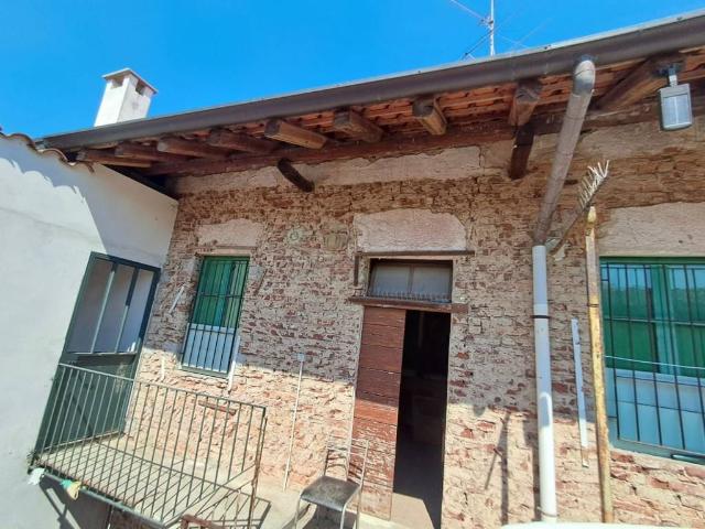 Appartamento in vendita a Busto Garolfo, Lombardia