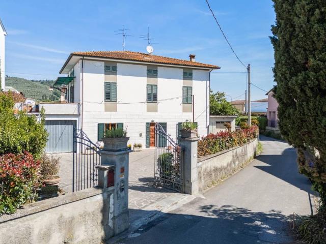 Appartamento in vendita a Cascine di Buti, Buti