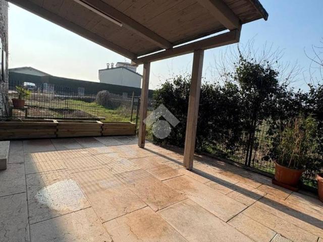 Appartamento in vendita a Buttapietra, Veneto