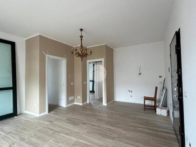 Appartamento in vendita a Cabiate, Como