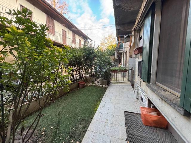 Appartamento in vendita a Cabiate, Lombardia