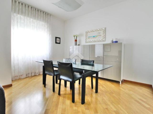 Appartamento in vendita a Cabiate, Lombardia