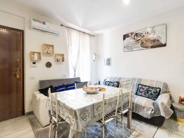 Appartamento in vendita a Cabiate, Lombardia