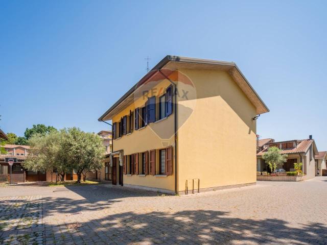 Appartamento in vendita a Terra di Mezzo, Re