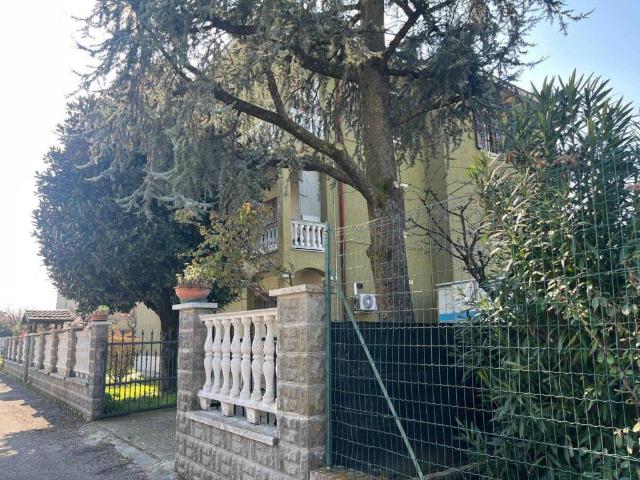 Appartamento in vendita a Castello dei Ratti, Cadeo