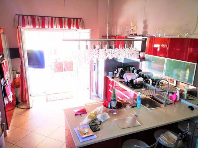 Appartamento in vendita a Cadeo, Reggio Emilia