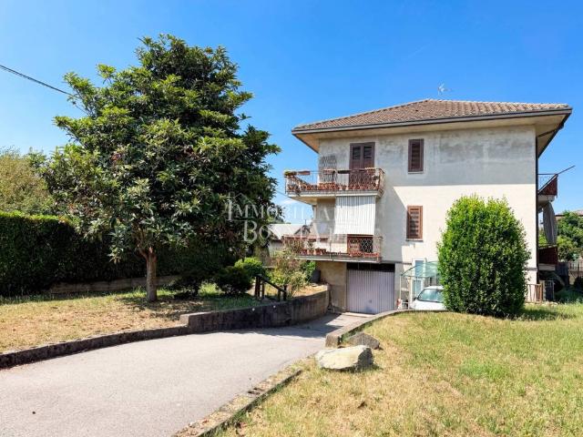 Appartamento in vendita a Cadorago, Lombardia