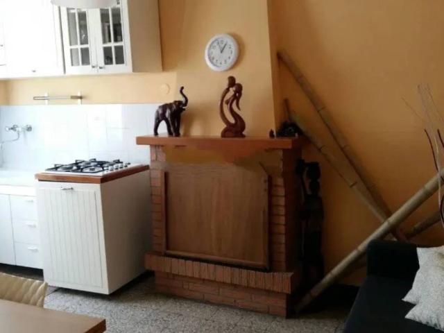 Appartamento in vendita a Cappuccini, Marche