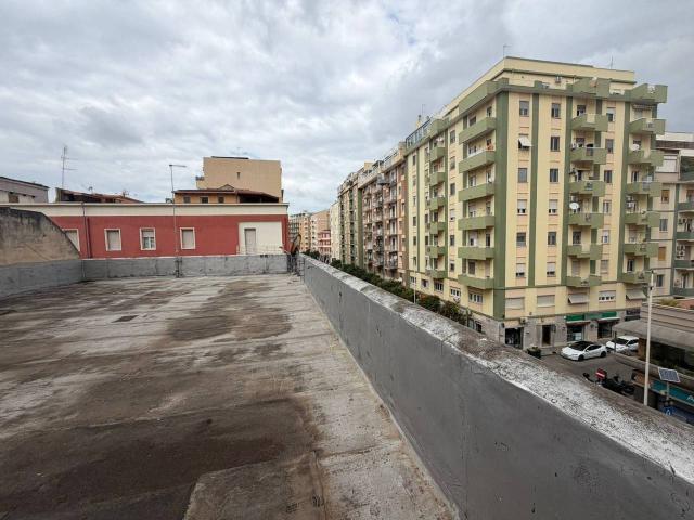 Appartamento in vendita a San Benedetto, Cagliari