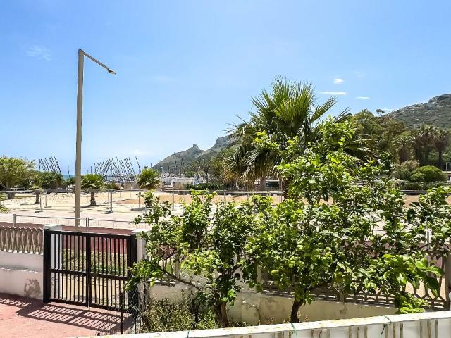 Appartamento in vendita a Cagliari, Sardigna/Sardegna