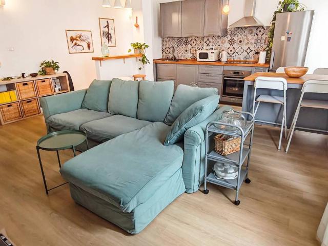 Appartamento in vendita a Bonaria, Cagliari