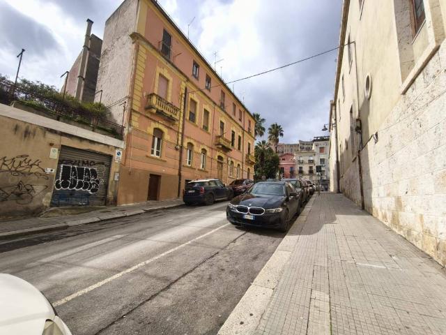 Appartamento in vendita a San Benedetto, Cagliari