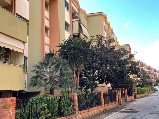Appartamento in vendita a Genneruxi, Cagliari