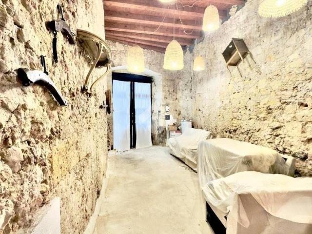 Appartamento in vendita a Castedd'e susu/Castello, Cagliari